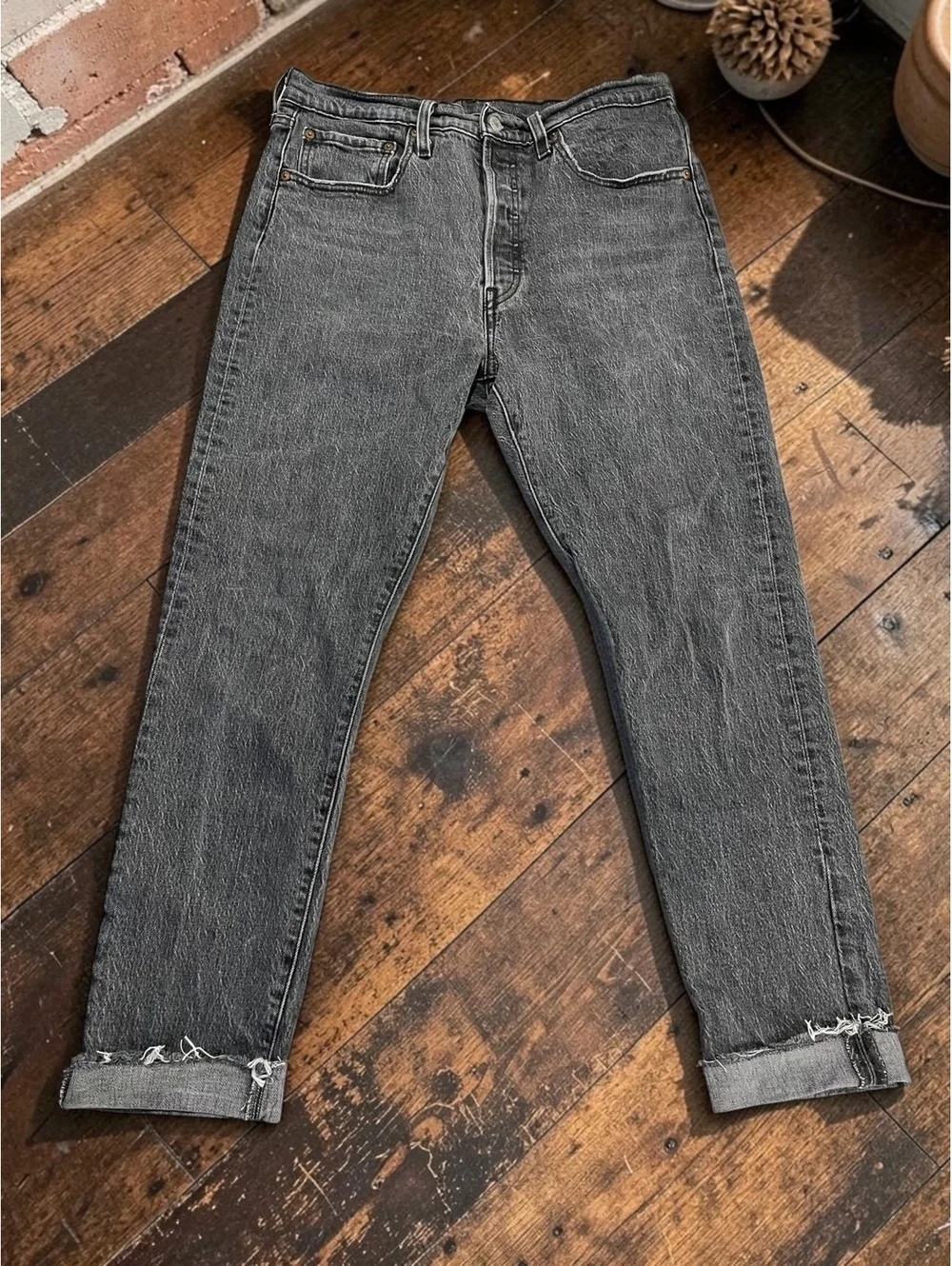 Levi’s 501 S Jeans 31x30 Charcoal Gray Straight Leg Raw Hem Distressed